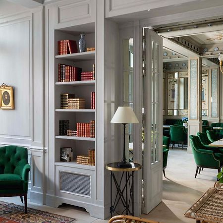Hotel Du Quai Voltaire Париж Экстерьер фото